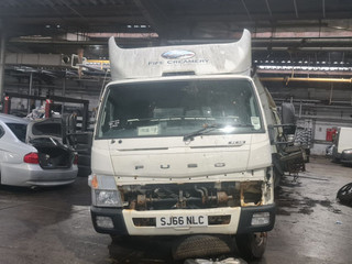 Mitsubishi Fuso 8 2016