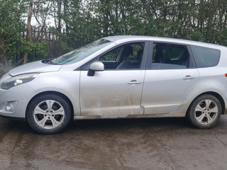 Renault Grand Scenic 3 2011