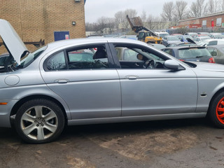 Jaguar S-Type рест. X200 2006