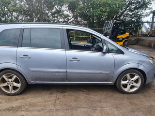Opel Zafira 2  (B) рест. 2010