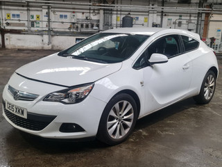 Opel Astra GTC J рест. 2015