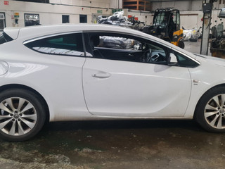 Opel Astra GTC J рест. 2015