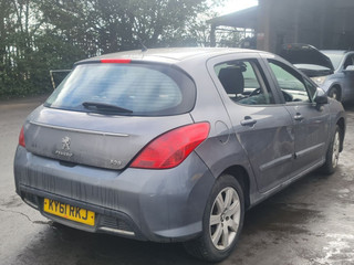 Peugeot 308 рест. 2011