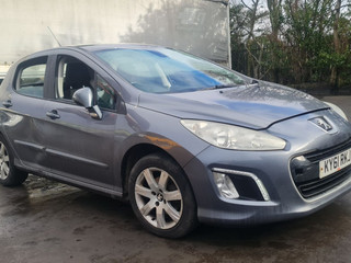 Peugeot 308 рест. 2011