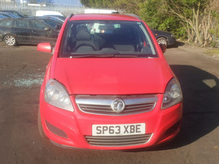 Opel Zafira 2  (B) рест. 2013