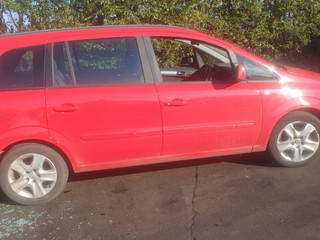 Opel Zafira 2  (B) рест. 2013