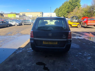 Opel Zafira 2  (B) 2007
