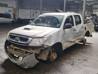 Toyota Hilux 7  рест. KUN25 2011
