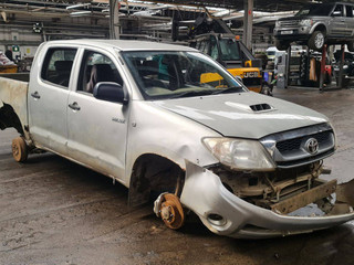 Toyota Hilux 7  рест. KUN25 2011