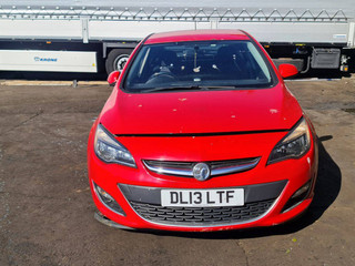 Opel Astra J рест. 2013