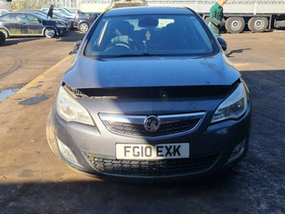 Opel Astra J 2010