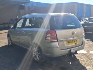 Opel Zafira 2  (B) 2007