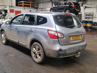 Nissan Qashqai+2 J10 рест. J10 2011