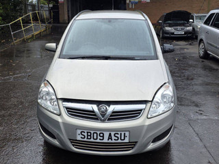 Opel Zafira 2  (B) рест. 2009