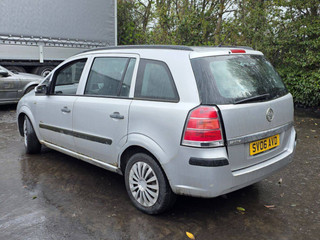 Opel Zafira 2  (B) 2006
