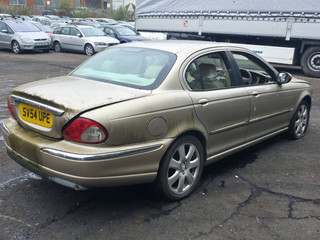 Jaguar X-Type  X400 2004