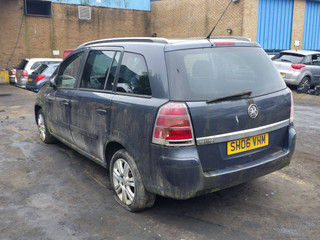 Opel Zafira 2  (B) 2006