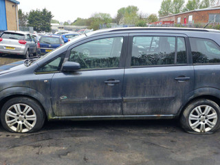 Opel Zafira 2  (B) 2006