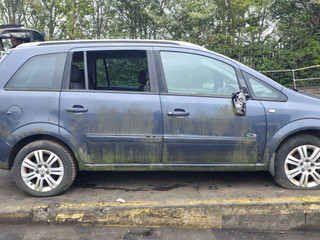 Opel Zafira 2  (B) 2006