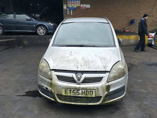Opel Zafira 2  (B) 2006