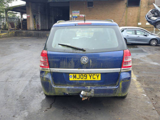 Opel Zafira 2  (B) рест. 2009