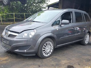 Opel Zafira 2  (B) рест. 2011