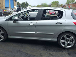 Peugeot 308 рест. 2011