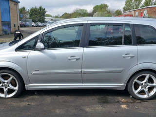 Opel Zafira 2  (B) 2007