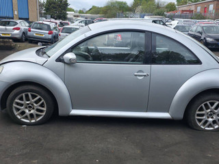 Volkswagen Beetle 2 2004