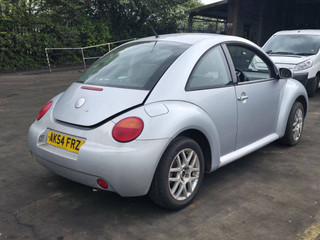 Volkswagen Beetle 2 2004