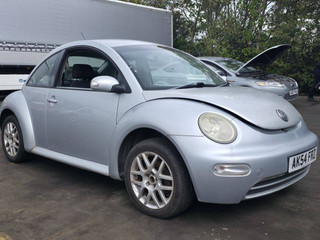 Volkswagen Beetle 2 2004