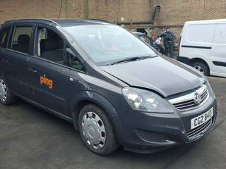 Opel Zafira 2  (B) рест. 2013