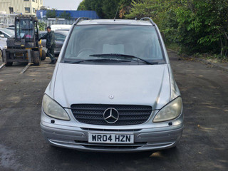 Mercedes-Benz Viano W639 2004