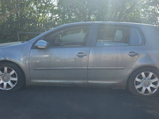 Volkswagen Golf 5 2004