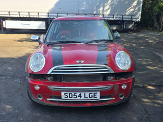 Mini Cooper рест. R50 2004