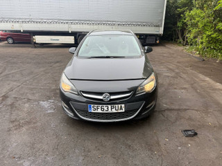 Opel Astra J рест. 2013