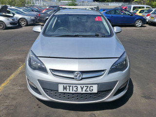 Opel Astra J рест. 2013
