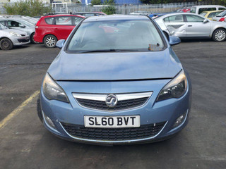 Opel Astra J 2010
