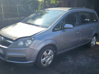 Opel Zafira 2  (B) 2006