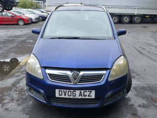 Opel Zafira 2  (B) 2006