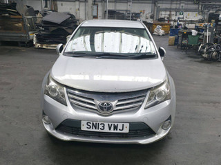Toyota Avensis 3  (T270) рест. 2012