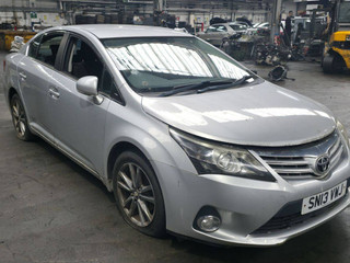 Toyota Avensis 3  (T270) рест. 2012