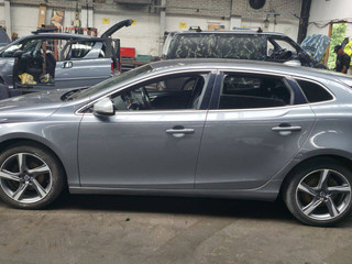 Volvo V40 2 2015