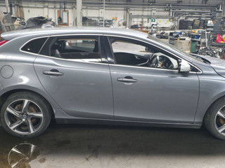 Volvo V40 2 2015