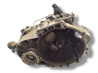 КПП механическая (МКПП) Volkswagen Scirocco 3 поколение 2013, 2.0 л., TDi, CFHC, дизель, 6МКПП, deepblack / lc9x, хетчбэк 3 дв., передний привод, правый руль, 02Q300048P, NFU