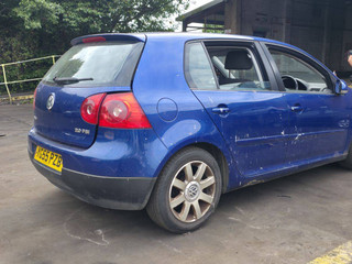 Volkswagen Golf 5 2004