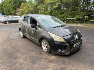 Peugeot 5008  T8 2011