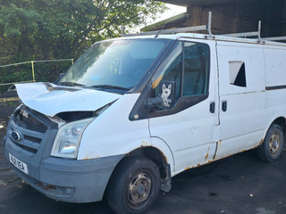 Ford Transit 7 2010