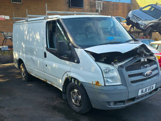 Ford Transit 7 2010