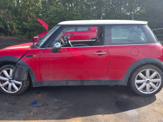 Mini Cooper  R50 2003